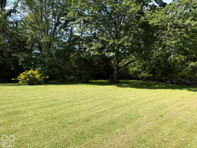 8880 1050, Fortville - 16