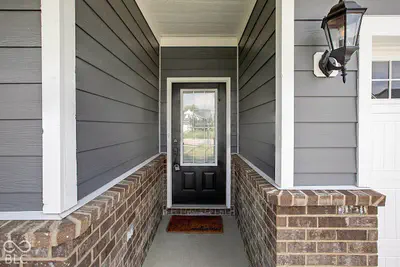 825 Stone Trace, Avon - 5