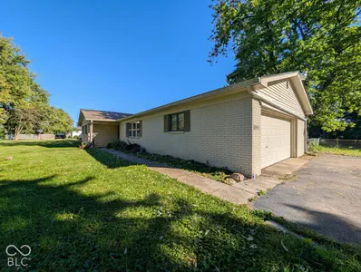 8645 Maze Road, Indianapolis - 2