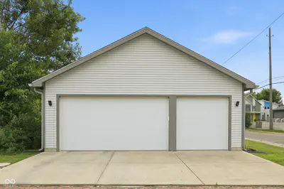 1904 Carrollton Avenue, Indianapolis - 44