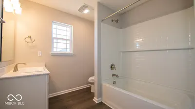 223 Springfield Crossing, Greenfield - 23