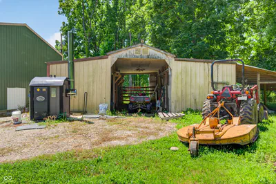 6876 W 300 S, Morgantown - 80