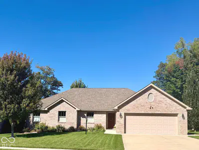 6658 English Oak Drive, Avon