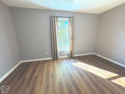 644 Sherwood Hills Drive, Bloomington - 14