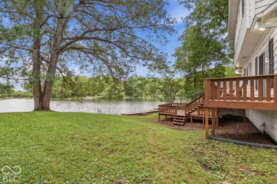 4190 Briarwood Lake South Drive, Monrovia - 16