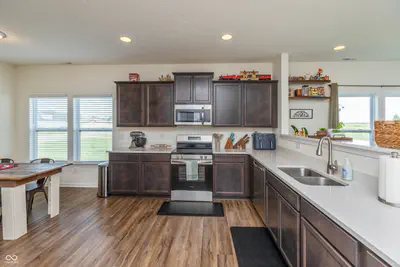 6841 Bluebird Lane, Seymour - 4