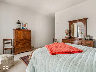 350 N Meridian #303, Indianapolis - 35