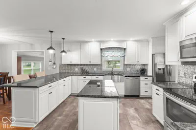 214 W Kings Highway, Rushville - 11