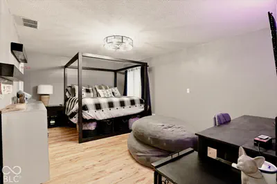 377 Sandbrook Drive, Noblesville - 30