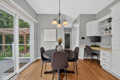 2119 Scarlet Oak Drive, Avon - 19