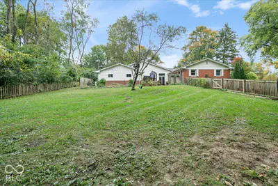 6802 Hillcrest Court, Indianapolis - 30
