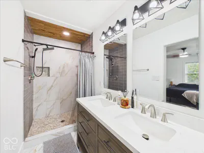 1048 Kessler Boulevard West Drive, Indianapolis - 22