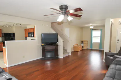 8468 Ash Grove Drive, Indianapolis - 42