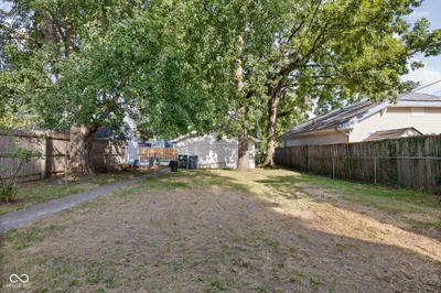 505 Dequincy Street, Indianapolis - 32