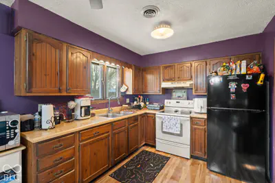 115 Hel Mar Drive, Mitchell - 14