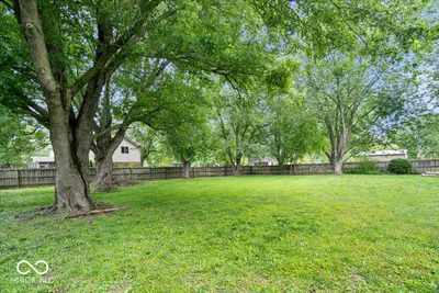 7018 Creekwood Estates, Brownsburg - 32