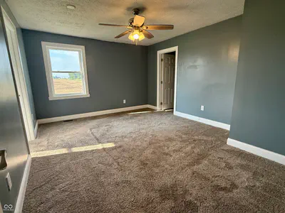 3905 900, Thorntown - 11