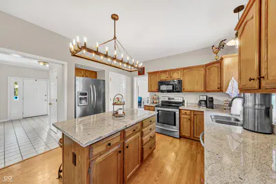 8745 Admirals Bay Drive, Indianapolis - 10