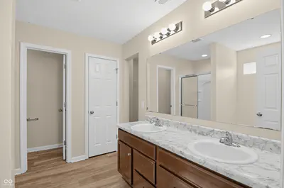 485 Haywood Drive, Greenfield - 22