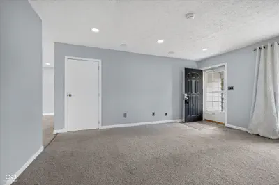 1504 Sheri Circle, Plainfield - 8