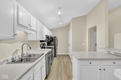 209 Faulkner Court, Carmel - 25
