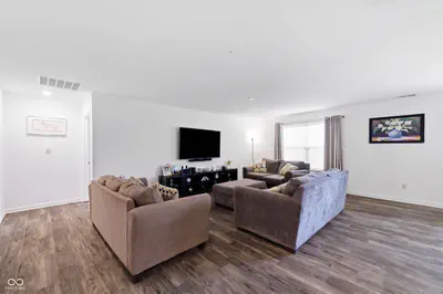 6430 W Mulberry Way, Greenfield - 8