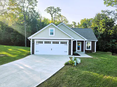 1134 Johns Court, Nineveh