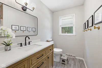 295 Bennett, Bedford - 12