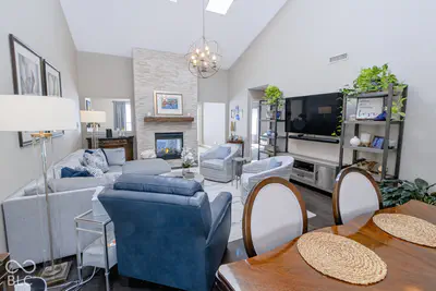 12139 Black Hills Drive, Fishers - 21