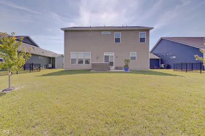 64 Sterling Place, New Whiteland - 48