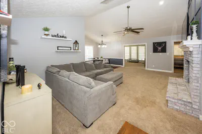 1066 Acadia Court, Indianapolis - 7