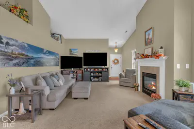 5515 Lipizzan Lane, Plainfield - 7