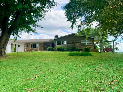 1644 County Road 100, Greencastle - 2