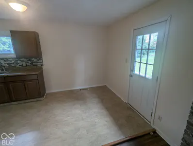 364 Robbins Drive, Greenwood - 12