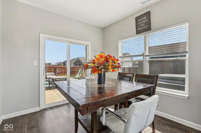 6673 Laurelwood Drive, Pendleton - 18
