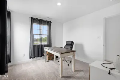 4724 White Willow Way, New Palestine - 40