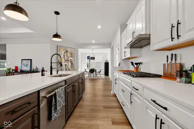 128 Creststone Boulevard, Westfield - 12