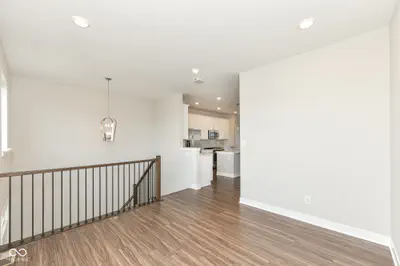 17276 Henslow Drive, Westfield - 7