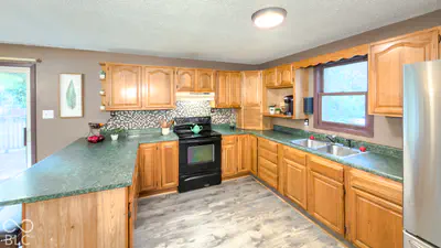 9545 Bono Road, Terre Haute - 16