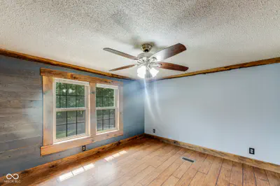22110 Beacon Street, Metamora - 17