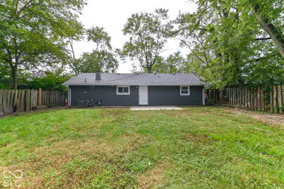 9226 Rochelle Drive, Indianapolis - 31