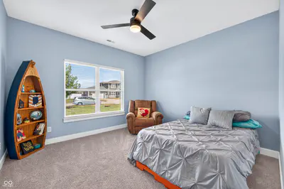 705 N Sobota Way, Trafalgar - 33