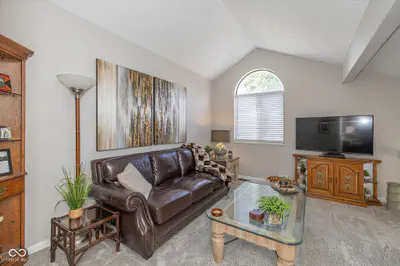 9303 Golden Oaks, Indianapolis - 10