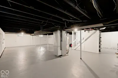 4062 W Broadway Avenue, Bloomington - 30