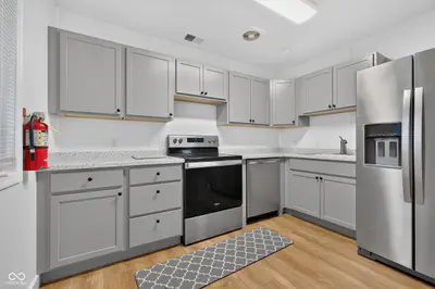 2426 57th Street, Indianapolis - 6
