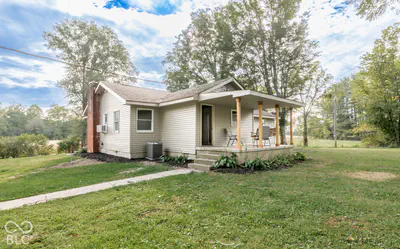 6166 County Road 200, Seymour - 7