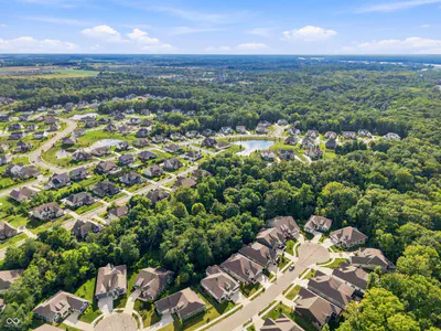 11162 Cliffside Drive, Fortville - 92