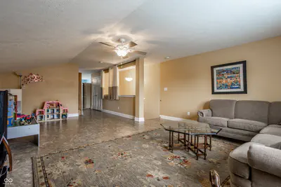 7658 Winding Lake Drive S, Noblesville - 19