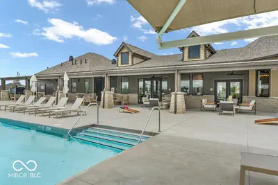 15712 Showdown Road, Noblesville - 46