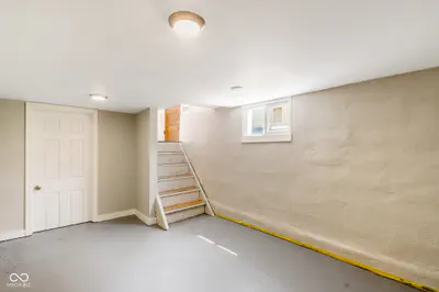 624 N Pine Street, Seymour - 30